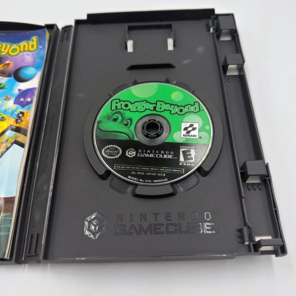 Frogger Beyond Nintendo GameCube CIB Konami 2002 Action Adventure DOL-GFGE-USA